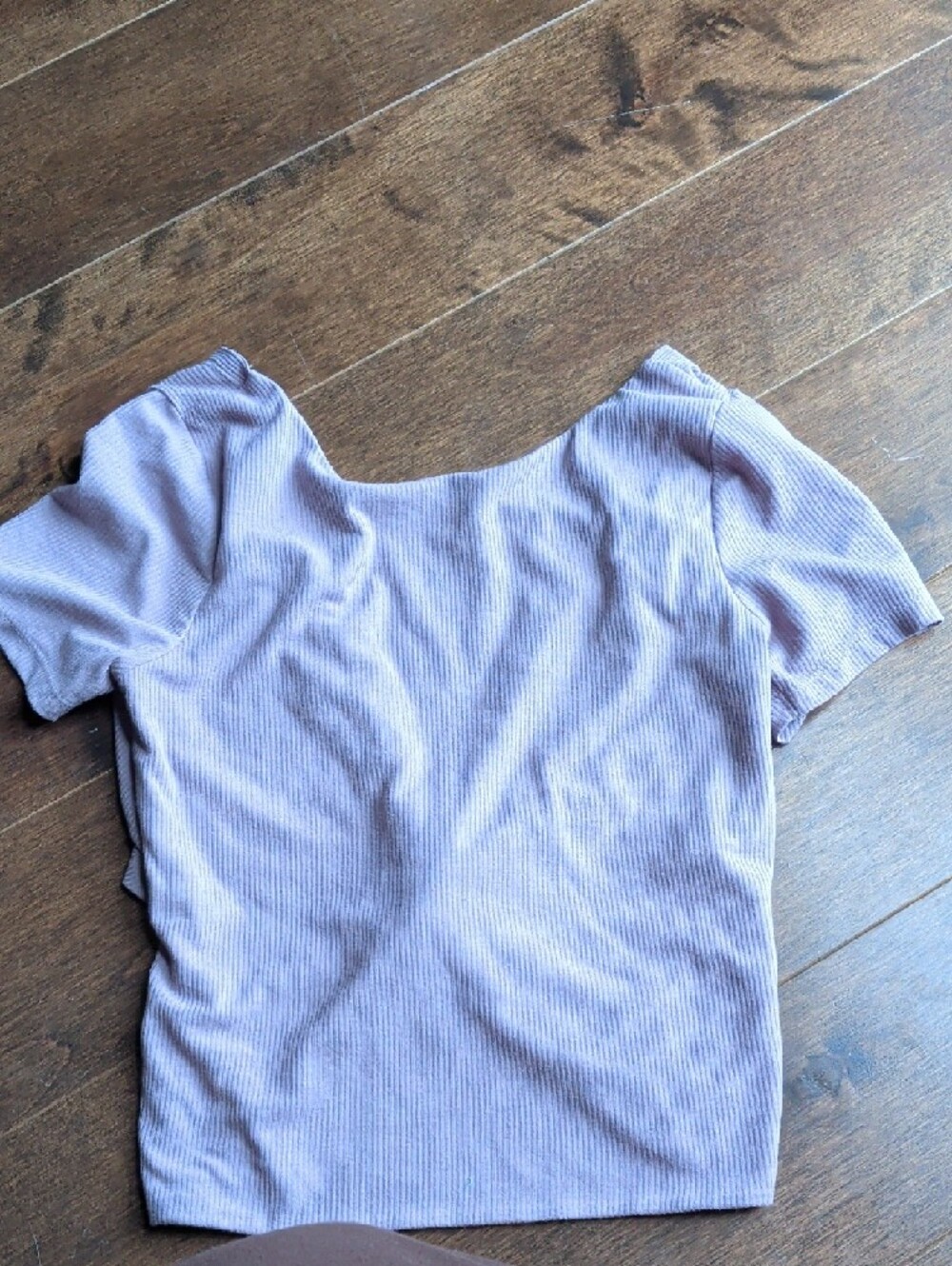 Twist-back Ribbed Crop Top - Lavender - Picture 2 of 2